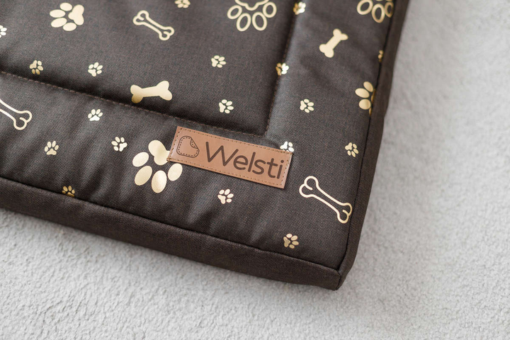Legowisko materac dla psa Welsti brązowy złote kości i łapki M 70x50 antypoślizgowy