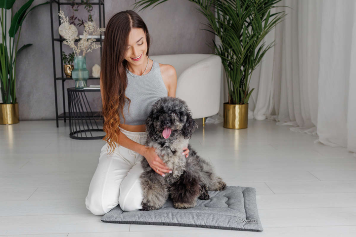 Legowisko mata dla psa Welsti szary melanż len kość M 70x50 wigofil