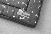 Legowisko materac dla psa Welsti ciemny szary srebrne kości i łapki M 70x50 antypoślizgowy