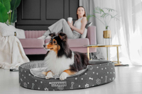 Owalne legowisko kojec dla psa Welsti ciemny szary srebrne kości i łapki XL 80x67 antypoślizgowy