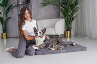 Legowisko materac dla psa Welsti ciemny szary gładki kość M 70x50 wigofil