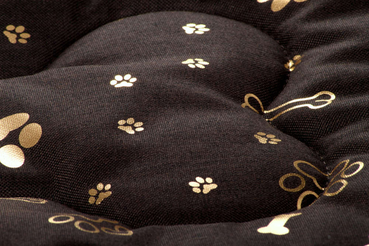 Legowisko mata dla psa Welsti brązowa złote kości i łapki XL 130x90 antypoślizgowa