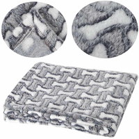 Kocyk dla psa Welsti w białe i szare kosteczki M 70x50 